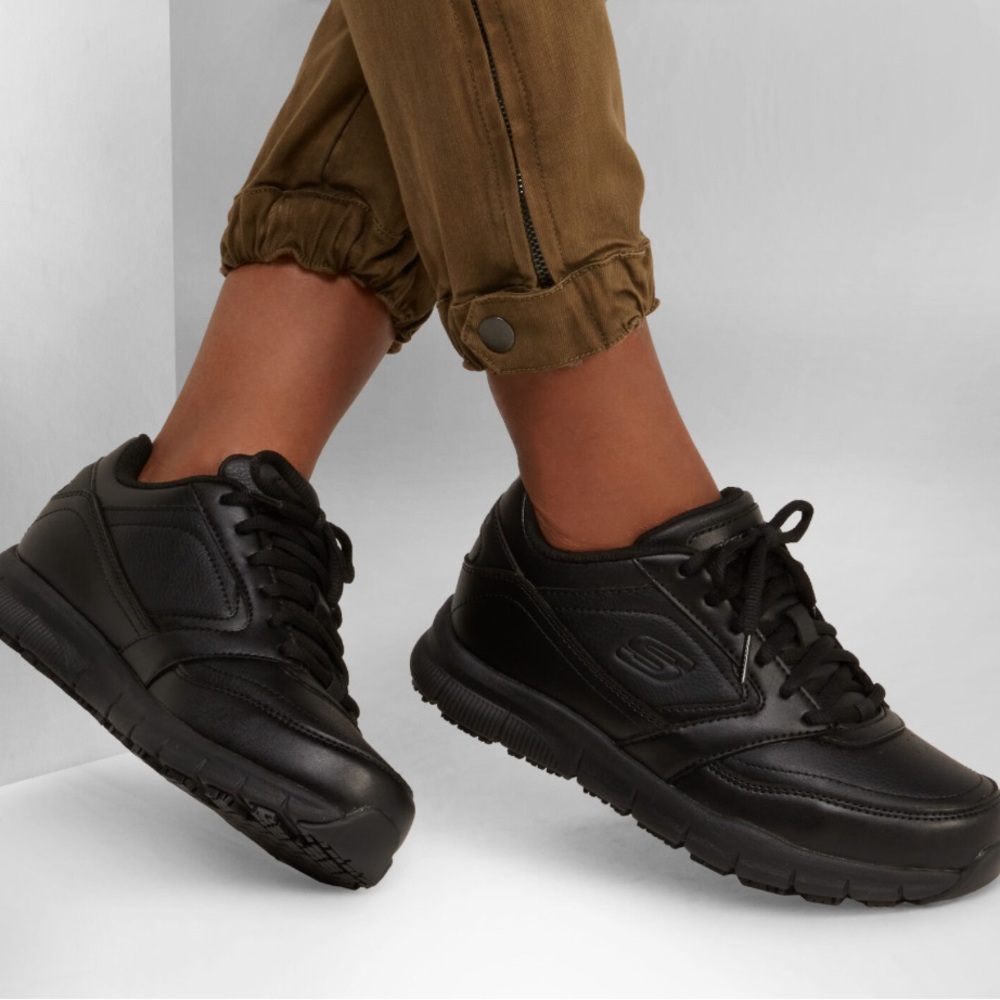 Skechers Work Relaxed Fit: Nampa - Wyola SR Slip-resistant Leather Shows
